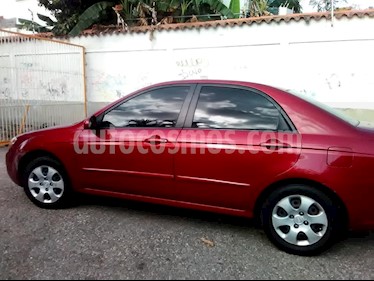 Foto venta carro usado Kia Cerato 1.6L Aut (2009) color Rojo precio u$s2.800