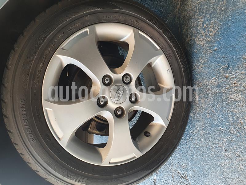 KIA Cerato Forte EX 2.0 Premium usado (2010) color Gris Plata precio $750.000