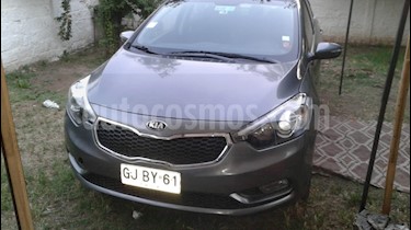 foto Kia Cerato SX 1.6L usado (2014) color Gris precio $6.500.000