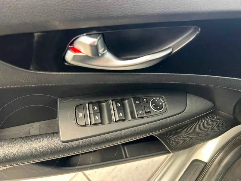 kia forte-hatchback