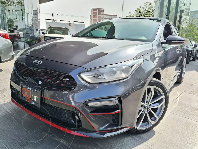 Foto Kia Forte Hatchback 1.6L GT Aut usado (2021) color Gris financiado en mensualidades(enganche $94,830 mensualidades desde $7,252)