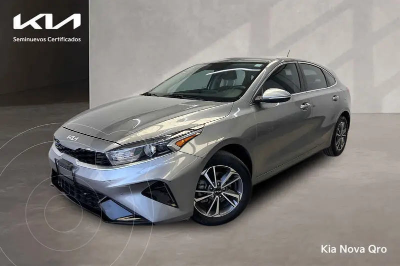 Foto Kia Forte Hatchback 2.0L EX usado (2022) color Gris financiado en mensualidades(enganche $92,378 mensualidades desde $7,930)