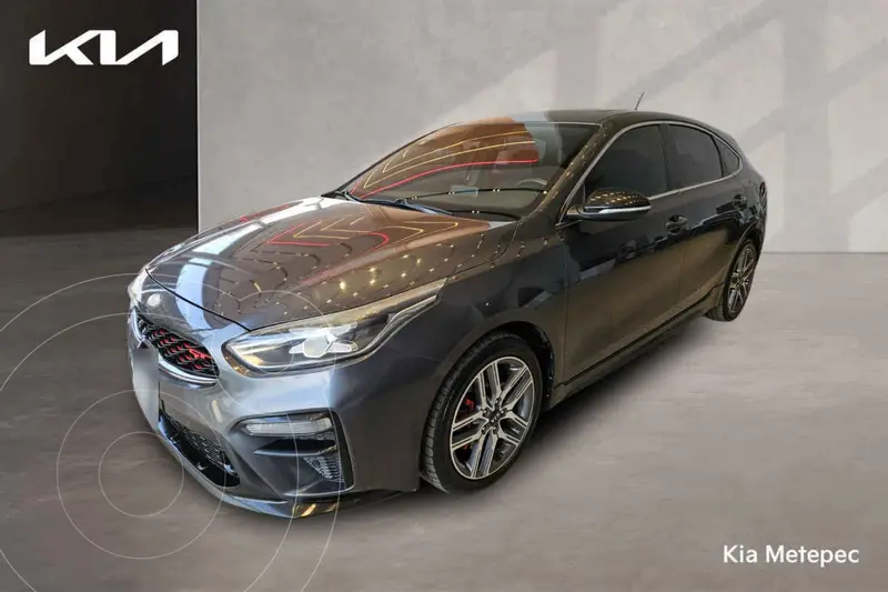 Foto Kia Forte Hatchback HB GT Aut Doble Embrague usado (2019) color Gris precio $319,000