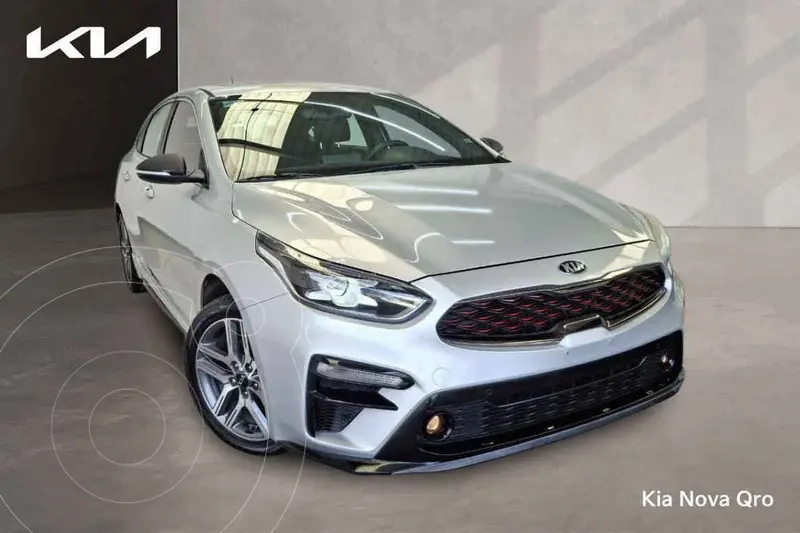 kia forte-hatchback