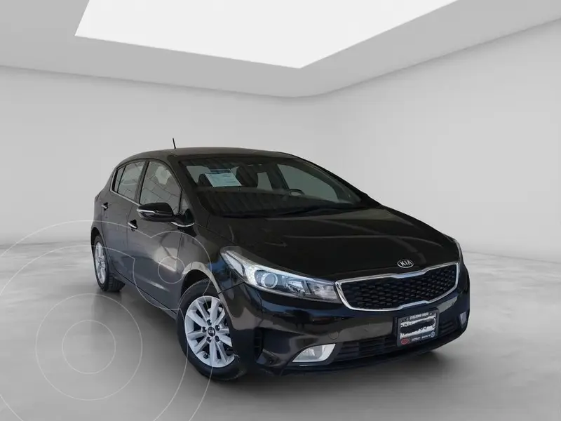 Foto Kia Forte Sedan EX usado (2018) color Negro precio $224,000