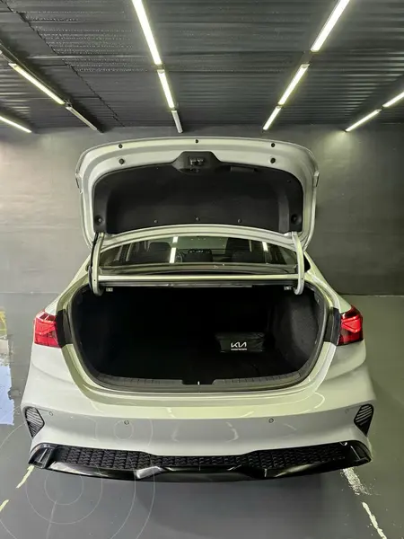 kia forte-sedan