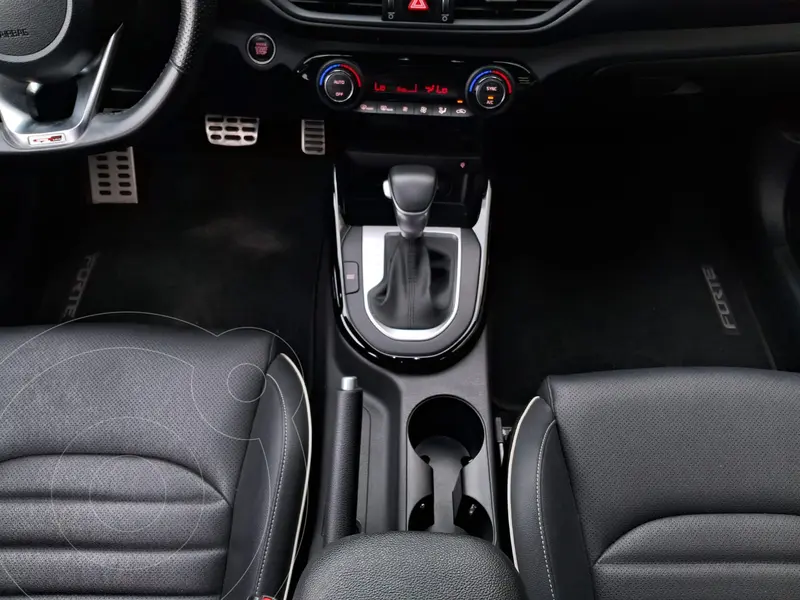 kia forte-sedan