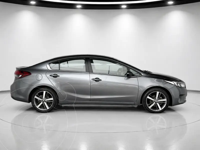 kia forte-sedan