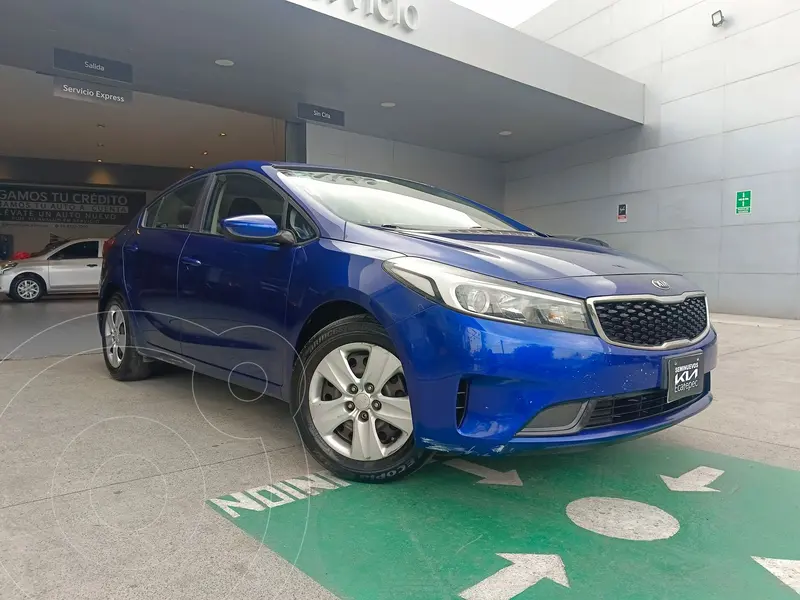 Foto Kia Forte Sedan L usado (2018) color Azul precio $180,000