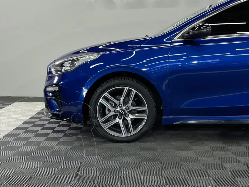 kia forte-sedan