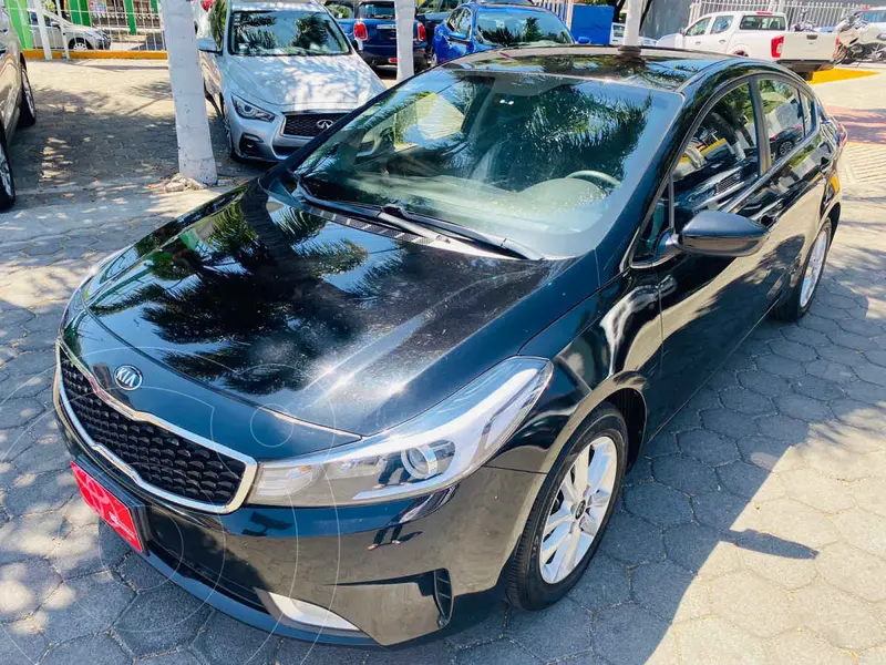 Foto Kia Forte Sedan LX Aut usado (2018) color Negro financiado en mensualidades(enganche $54,250 mensualidades desde $4,001)