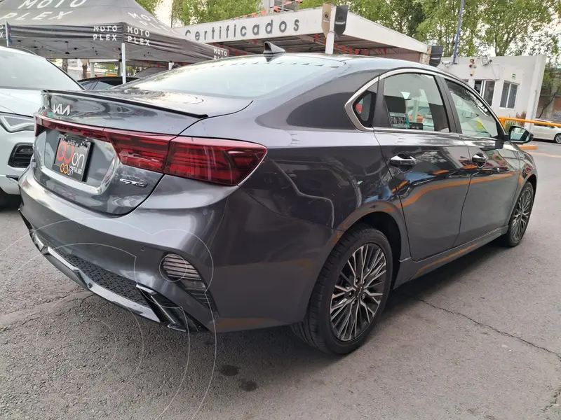 kia forte-sedan