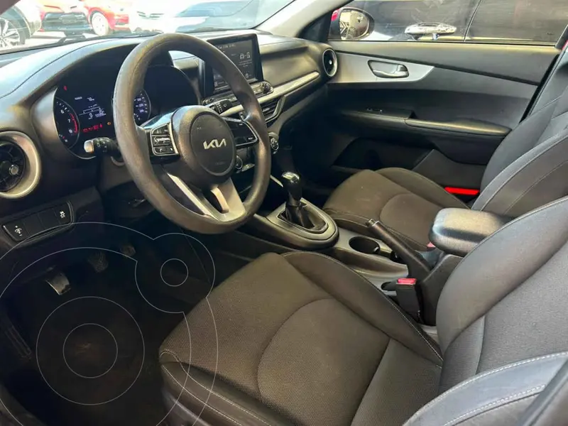 kia forte-sedan