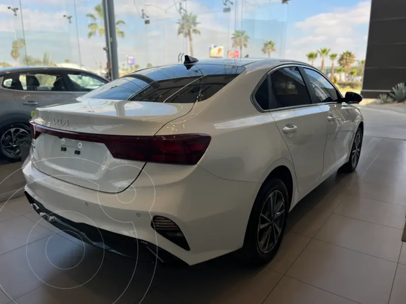 kia forte-sedan