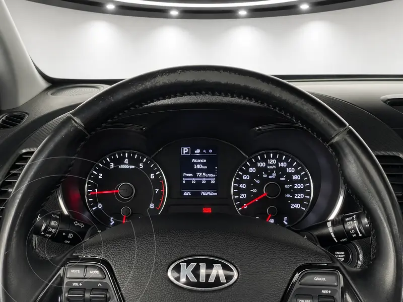 kia forte-sedan