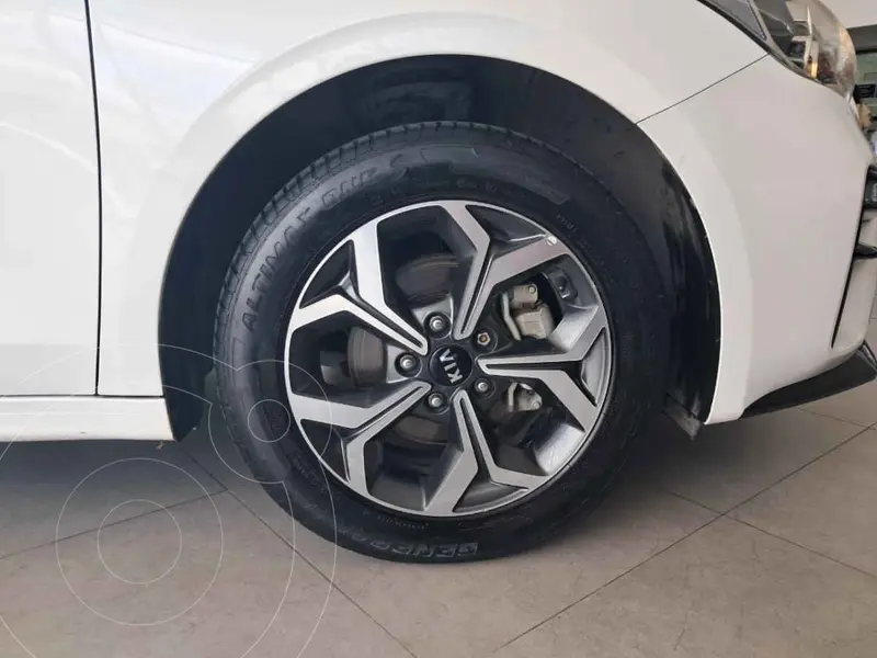 kia forte-sedan