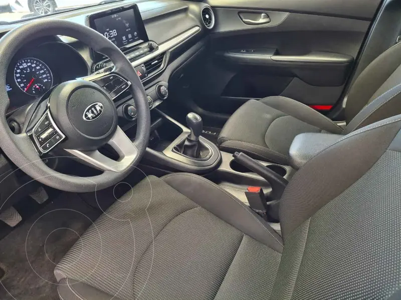 kia forte-sedan