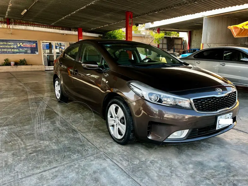 kia forte-sedan