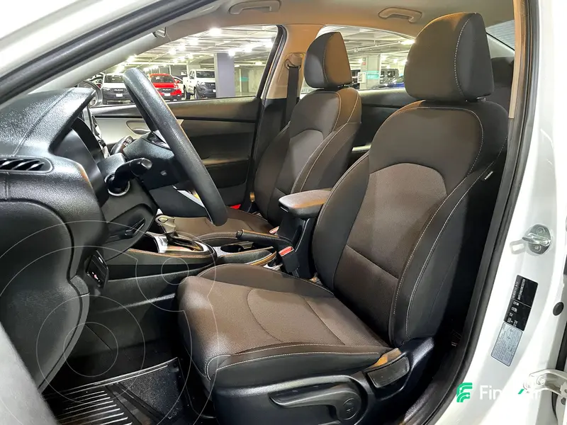 kia forte-sedan