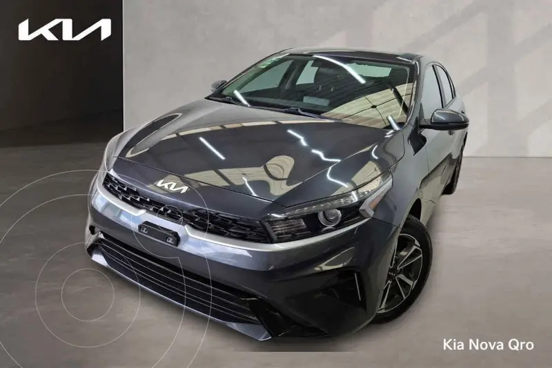 Foto Kia Forte Sedan 2.0L LX Aut usado (2022) color Gris financiado en mensualidades(enganche $73,575 mensualidades desde $6,316)