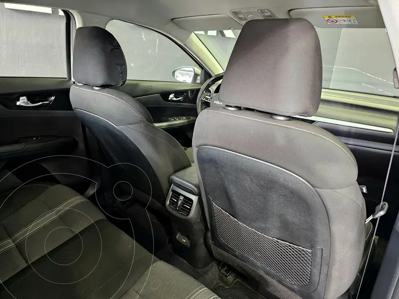 kia forte-sedan