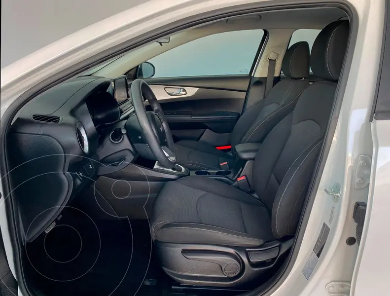 kia forte-sedan