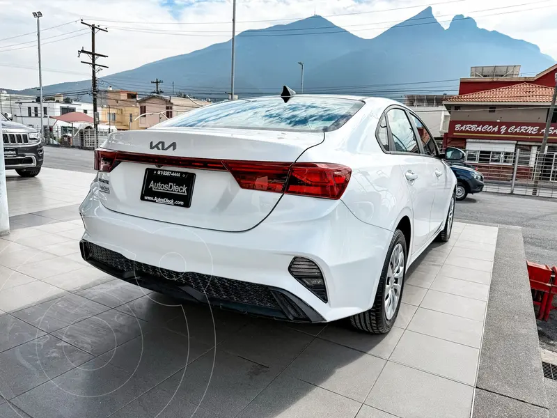 kia forte-sedan