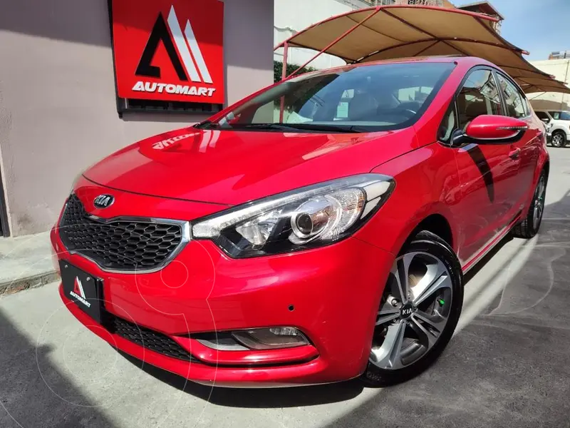 Foto Kia Forte Sedan SX Aut usado (2016) color Rojo precio $198,000