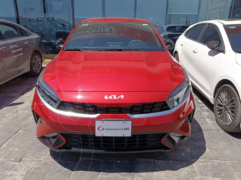 Foto Kia Forte Sedan 2.0L GT Line Aut usado (2024) color Rojo precio $399,000