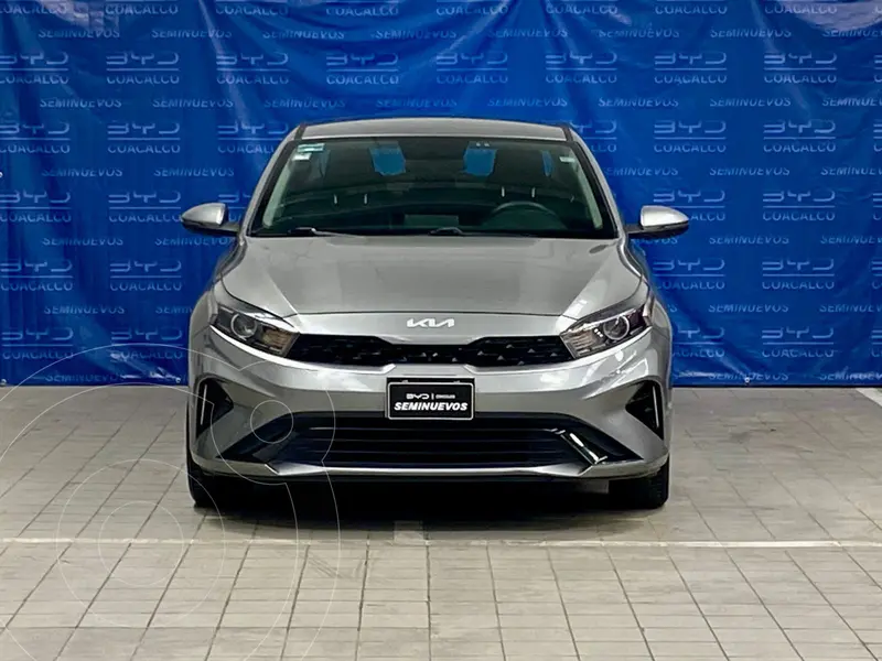 Foto Kia Forte Sedan 2.0L EX Aut usado (2022) color Gris financiado en mensualidades(enganche $121,136 mensualidades desde $5,204)