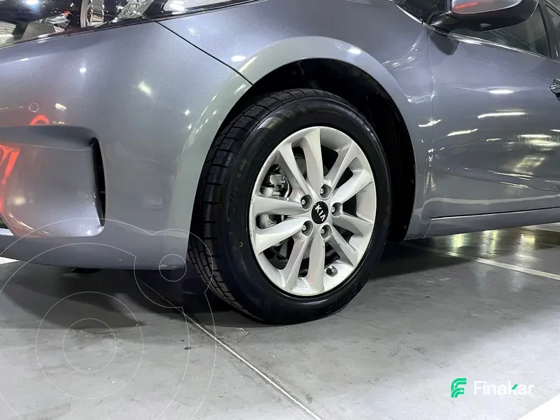 kia forte-sedan