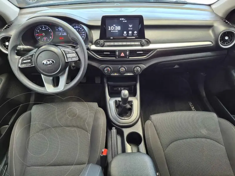 kia forte-sedan