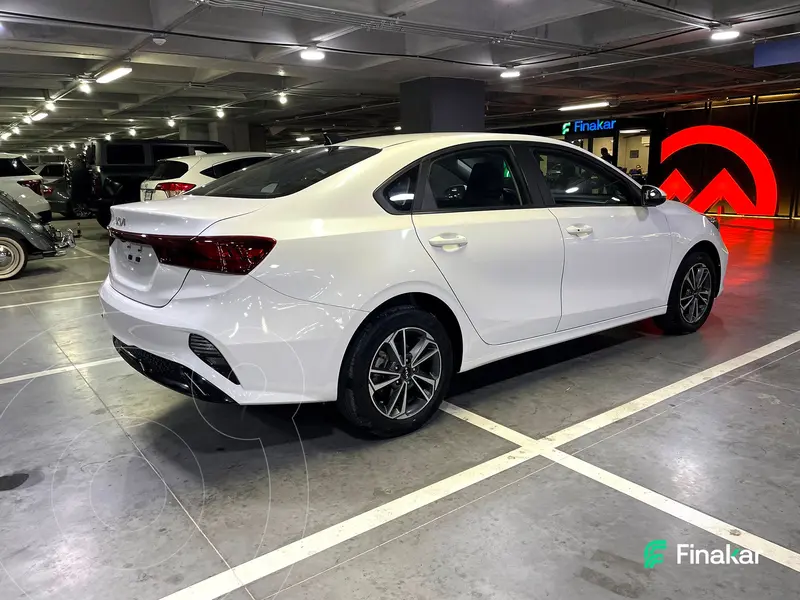 kia forte-sedan