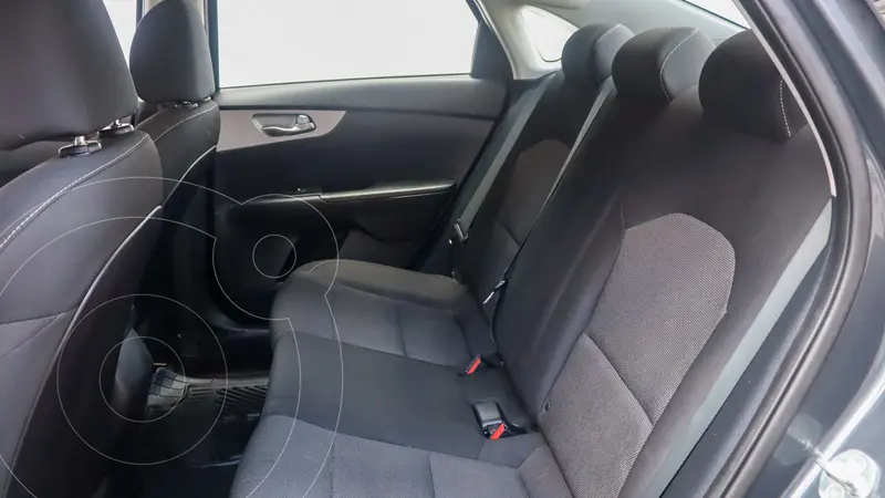 kia forte-sedan