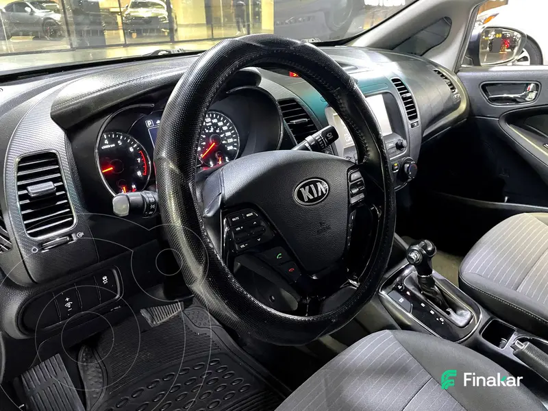 kia forte-sedan