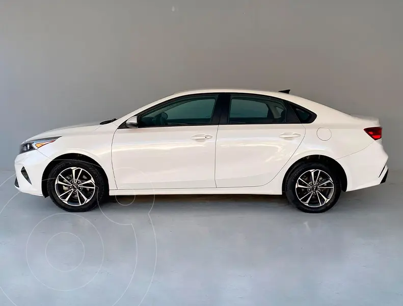 kia forte-sedan