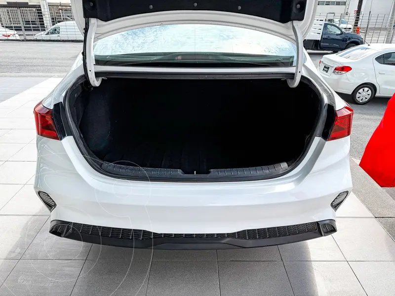 kia forte-sedan