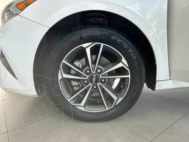kia forte-sedan