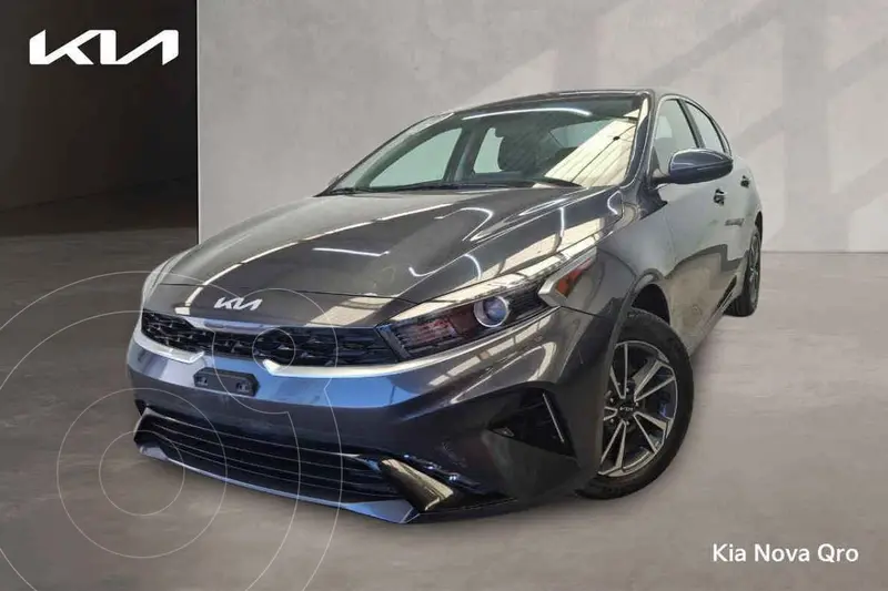 Foto Kia Forte Sedan 2.0L EX Aut usado (2023) color Gris financiado en mensualidades(enganche $94,012 mensualidades desde $8,070)