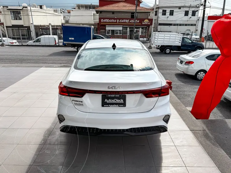 kia forte-sedan