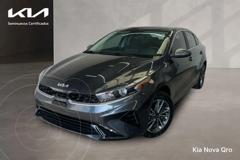 Foto Kia Forte Sedan 2.0L EX Aut usado (2023) color Gris financiado en mensualidades(enganche $98,100 mensualidades desde $8,421)