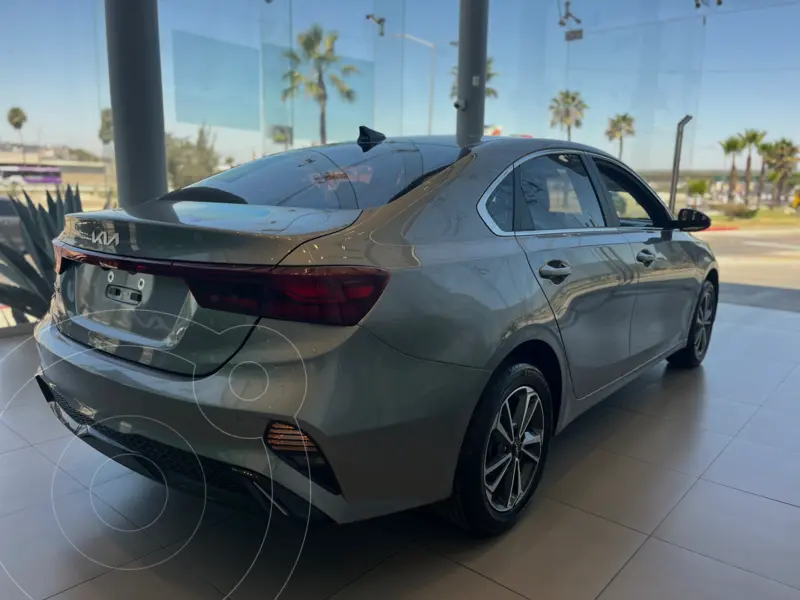 kia forte-sedan