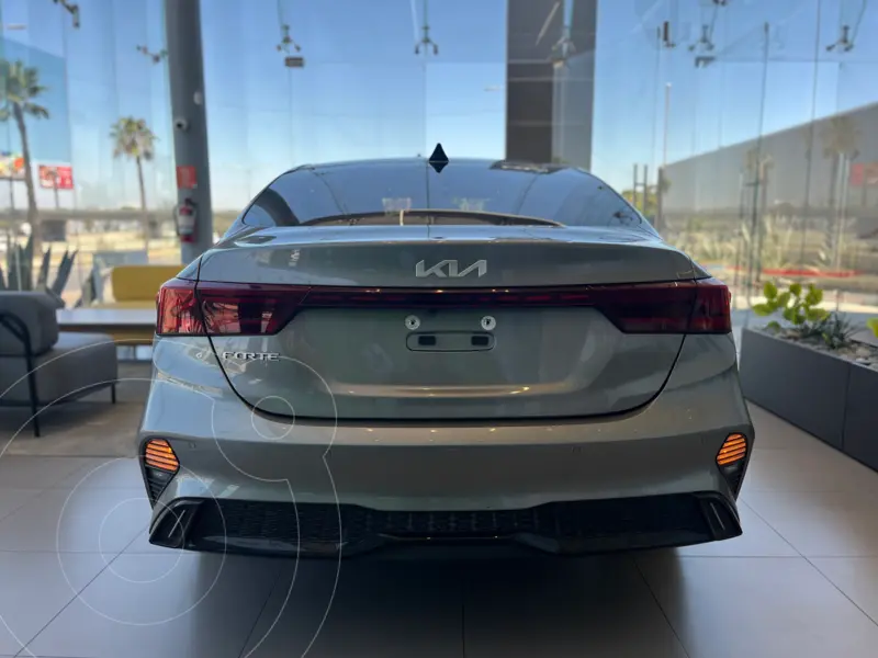 kia forte-sedan