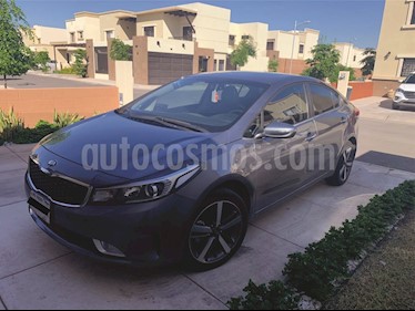Kia Forte LX Aut usado (2018) color Gris precio $285,000
