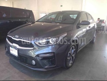 foto Kia Forte LX usado (2019) color Gris precio $280,000