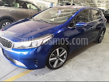 Kia Forte HB SX usado (2018) color Azul precio $259,800