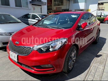 foto Kia Forte SX Aut usado (2016) color Rojo precio $209,000