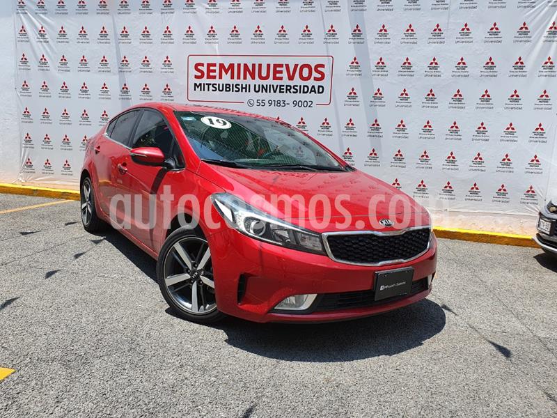 Kia Forte EX Aut usado (2018) color Rojo precio $265,000