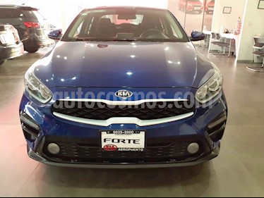 foto Kia Forte LX usado (2019) color Azul precio $259,000