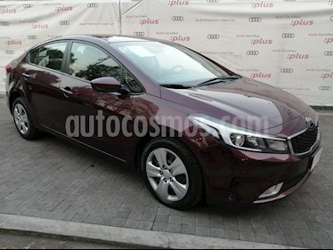 Kia Forte LX Aut usado (2017) color Rojo Carmesin precio $199,001